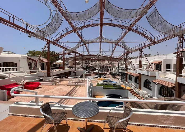 Sanafir Hotel - El Pacha Suites Sharm - Adults Only